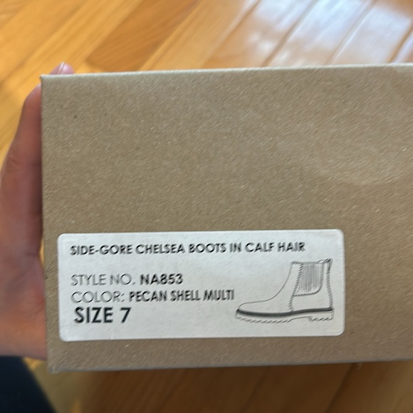 Madewell chelsea booties - Picture 9 of 10
